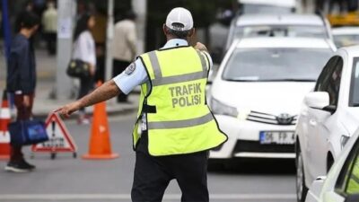 Yapılacak yeni düzenlemelerle trafikte caydırıcı cezalar geliyor. Ancak bu durum